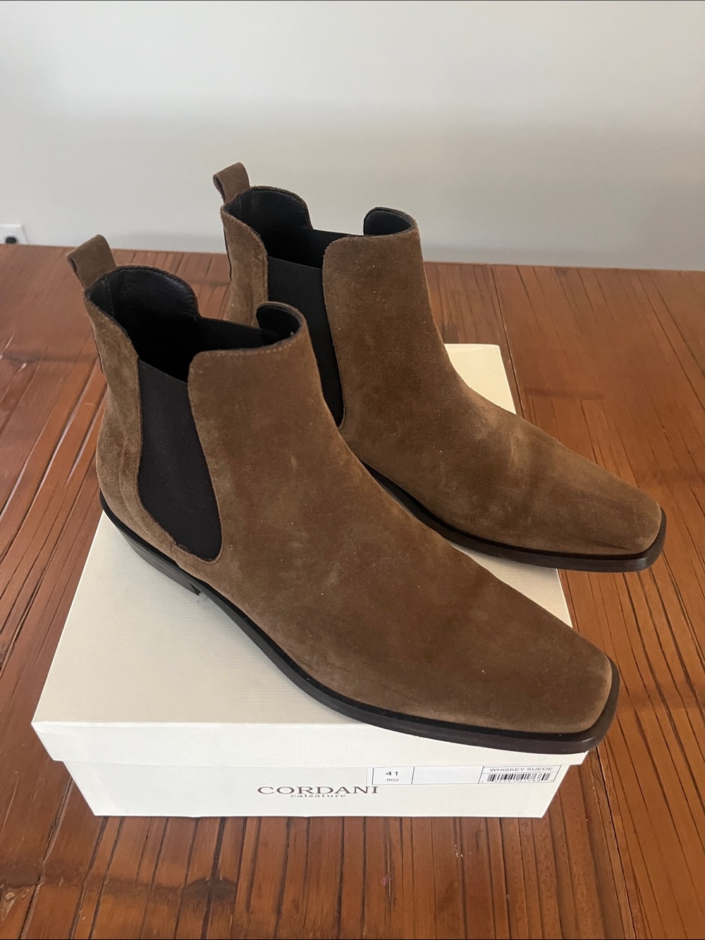 Cordani Bromley whiskey Suede